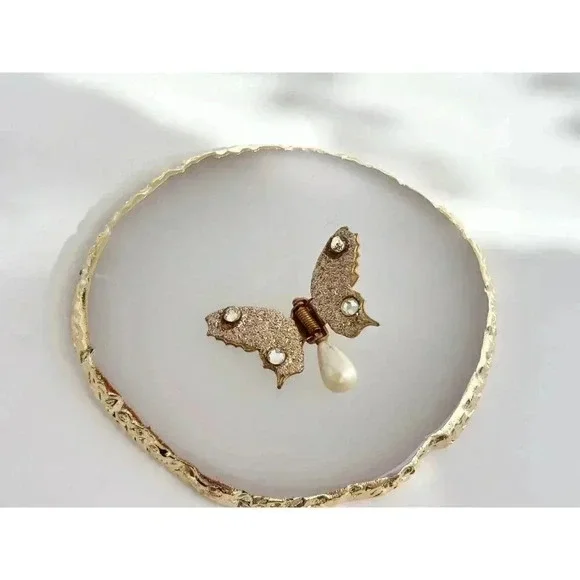 Vintage Sparkle Butterfly Pearl Embellished Brooch Pin - Picture 2 of 10